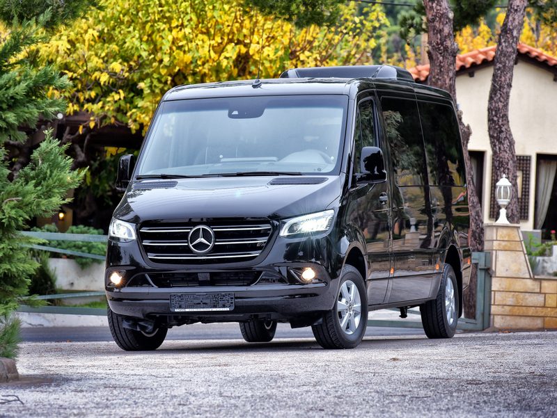 Υπηρεσίες Mini Bus 13 άτομα